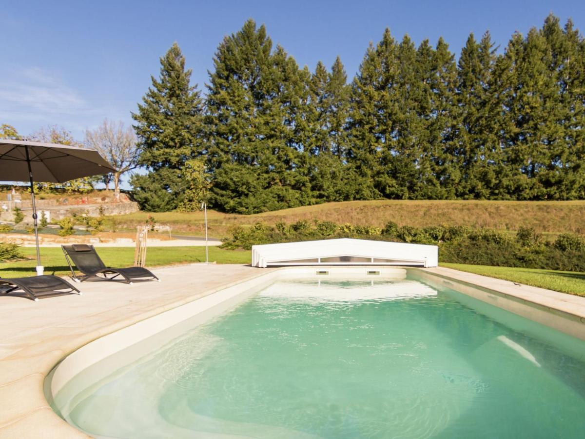 Luxury Villa With Pool On The Edge Of Montignac エクステリア 写真