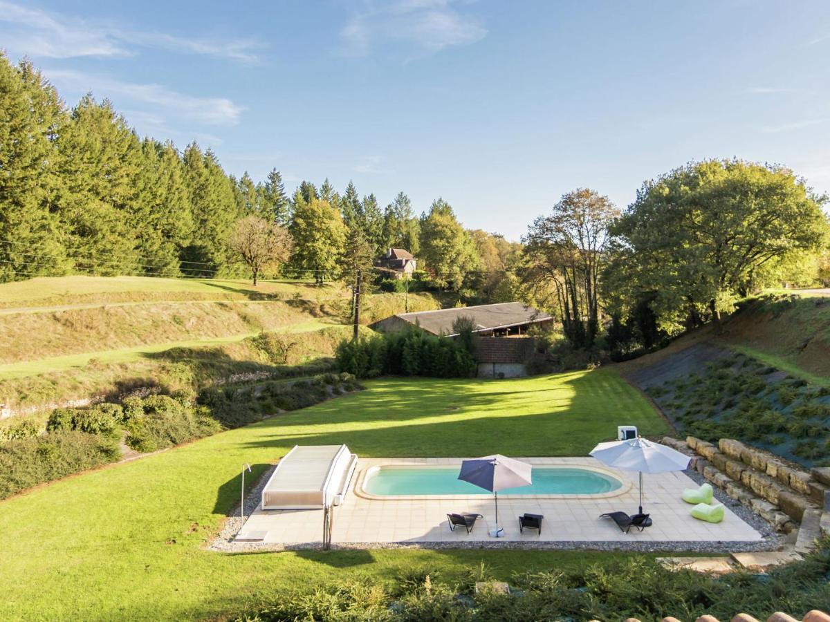 Luxury Villa With Pool On The Edge Of Montignac エクステリア 写真