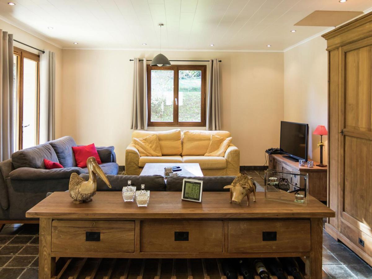 Luxury Villa With Pool On The Edge Of Montignac エクステリア 写真